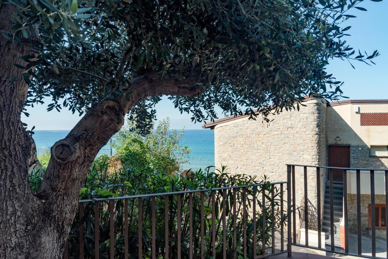 Residenza Fontanelle-Beach Resort サンタ・マリア・ディ・カステッラバーテ エクステリア 写真